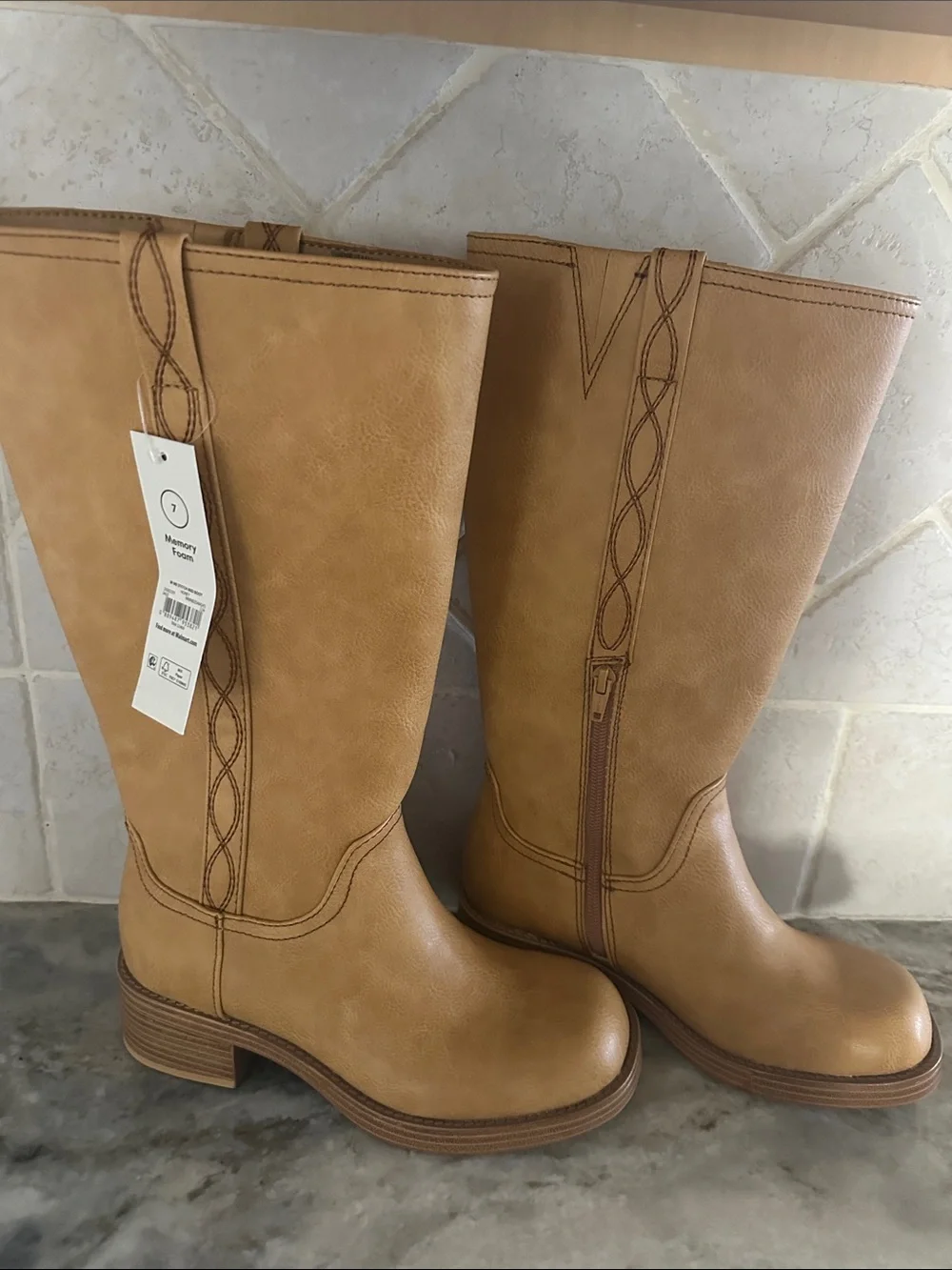 Women's Tall Riding Boot Size 7
